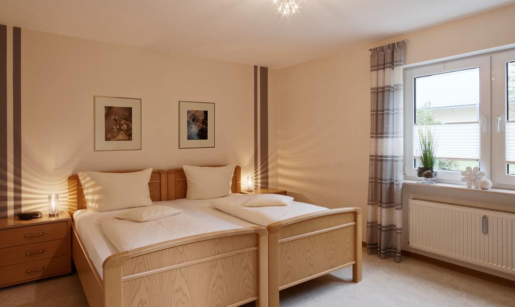 Ferienhaus Zenz - Ferienwohungen ارنست المظهر الخارجي الصورة